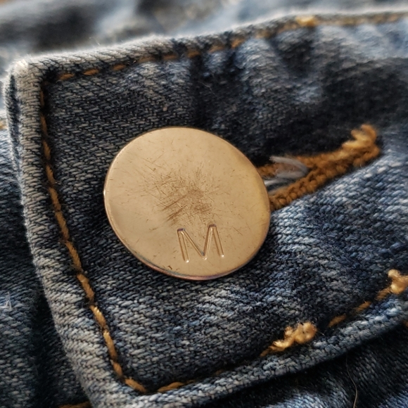 Mossimo Distressed Curvy Boot Cut Jeans Sz16S - Picture 4 of 7